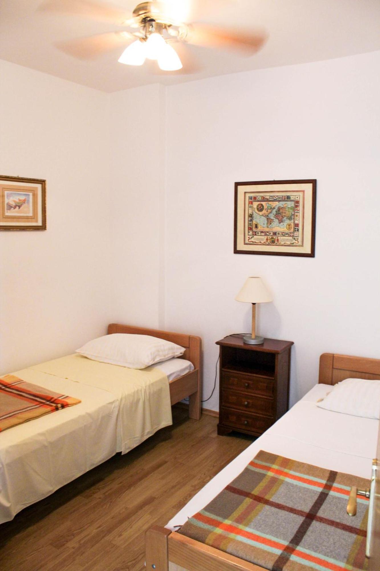 Lola'S Apartments Tribunj  Luaran gambar