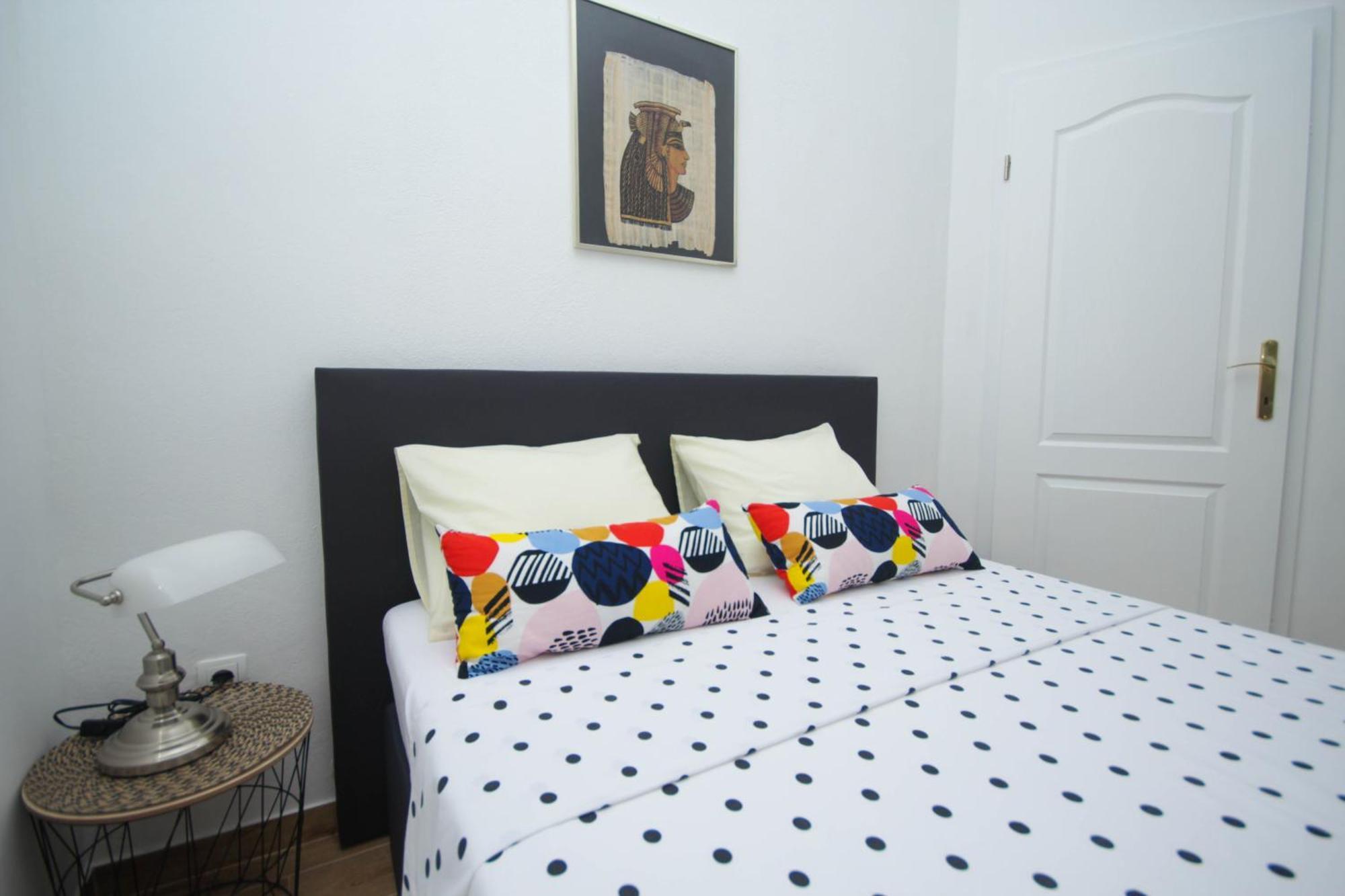 Lola'S Apartments Tribunj  Bilik gambar