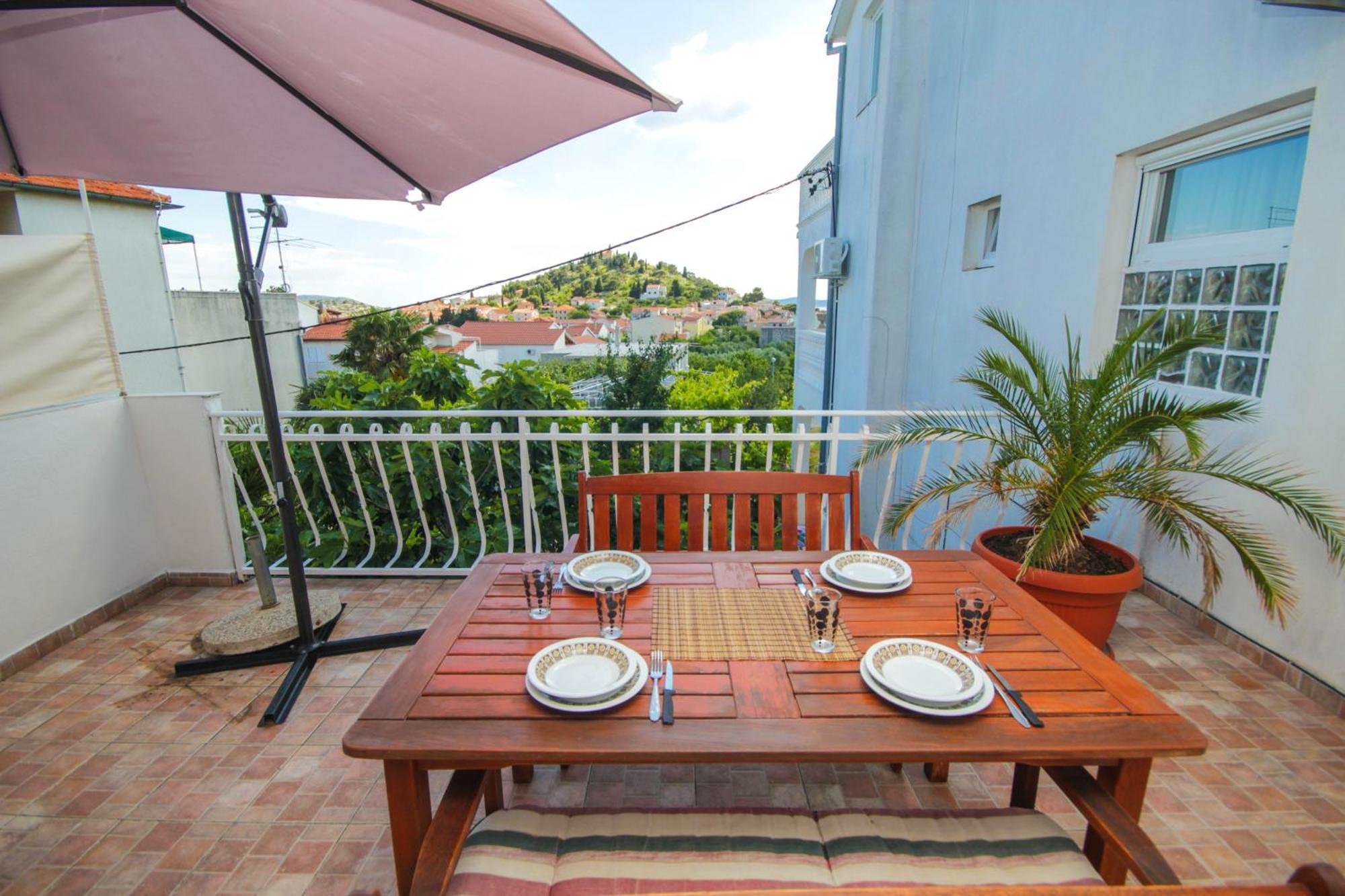 Lola'S Apartments Tribunj  Luaran gambar