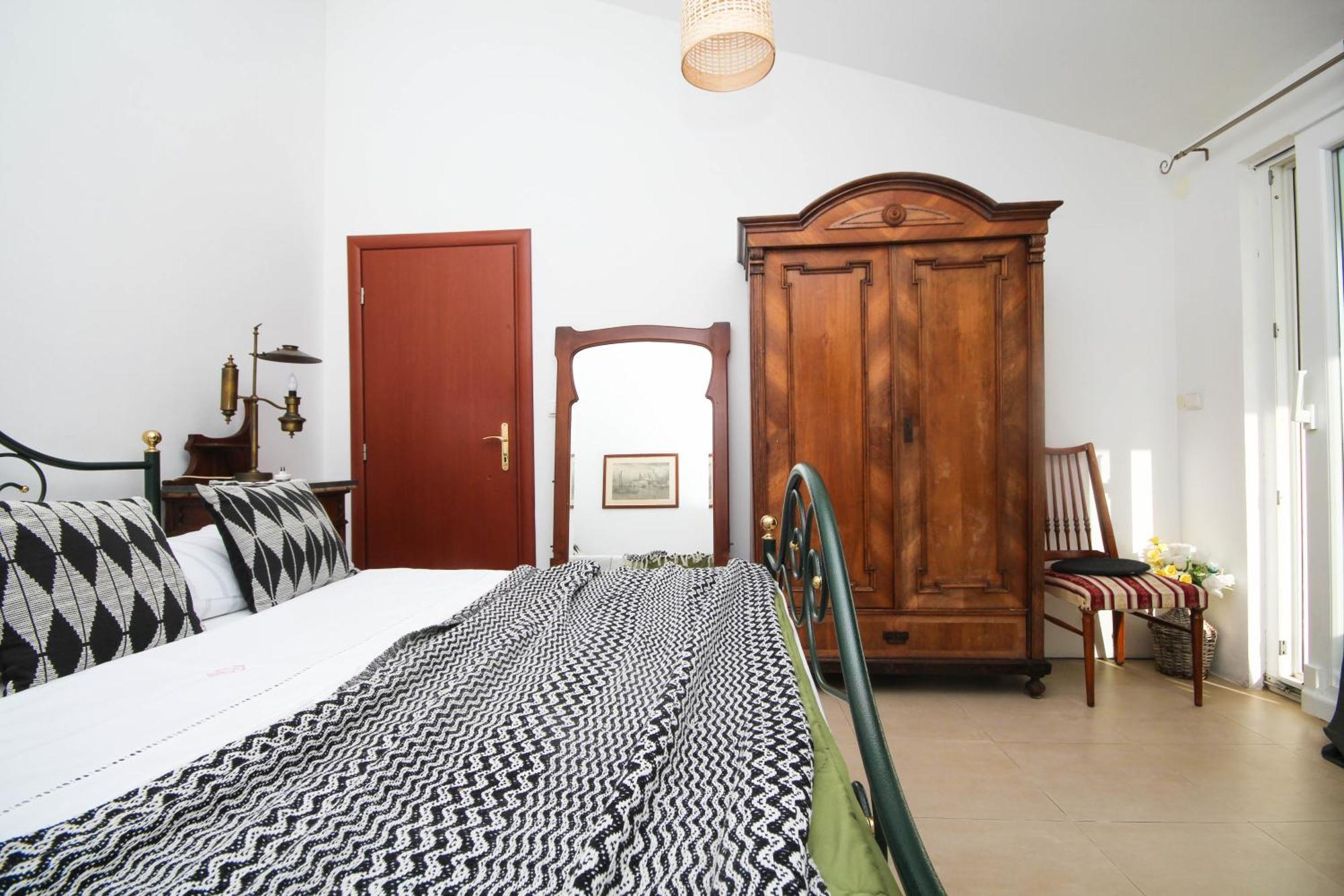 Lola'S Apartments Tribunj  Bilik gambar